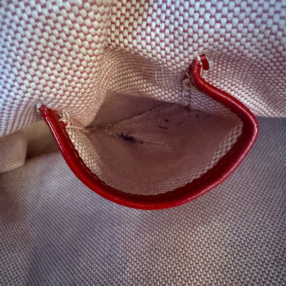 48 hour Sale Dooney & Bourke Vintage Patent Leather Large Red Chiara Bag EUC - Picture 15 of 15